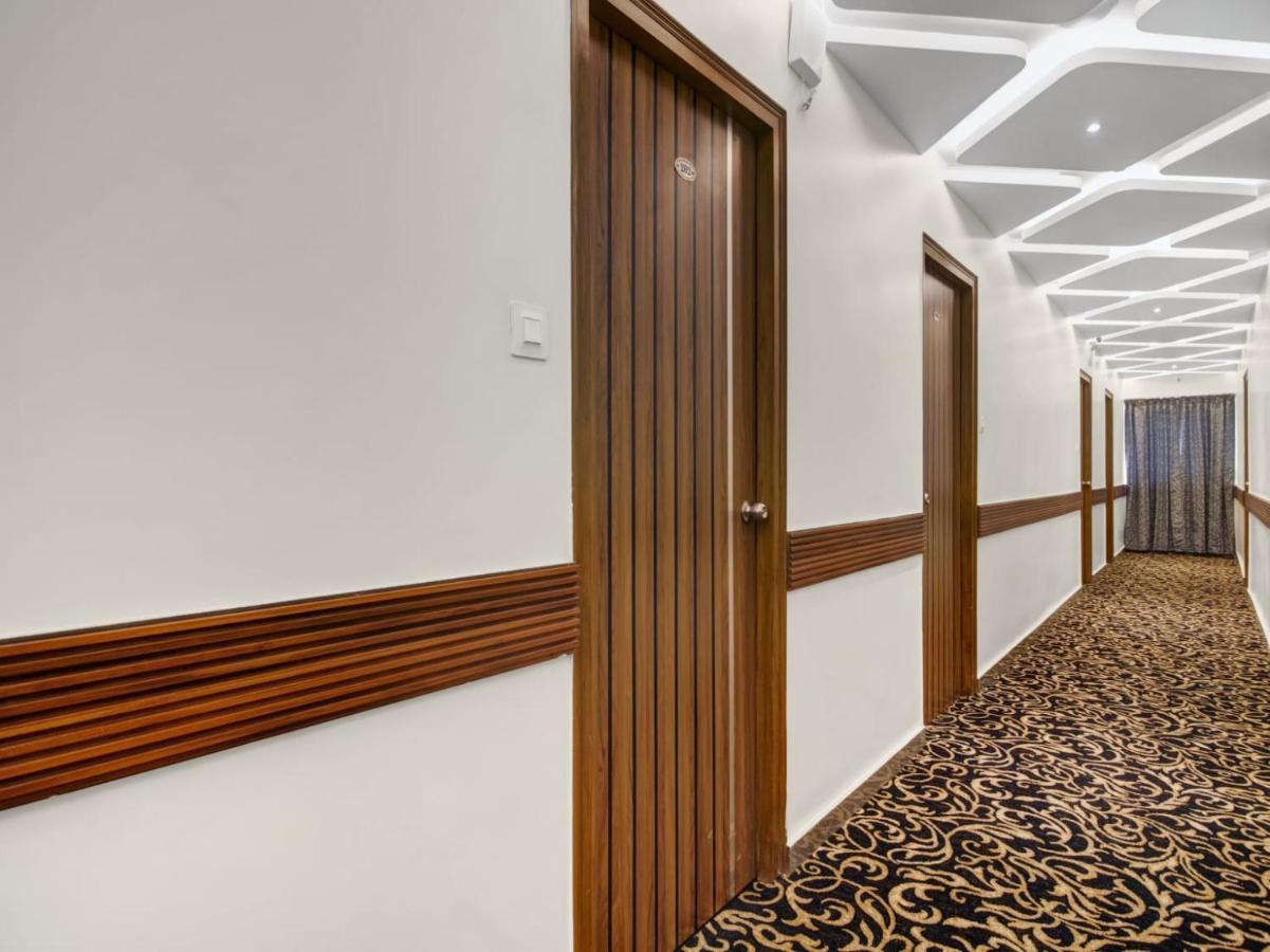 The Superb Hotel Pvt Ltd Hyderabad Bagian luar foto