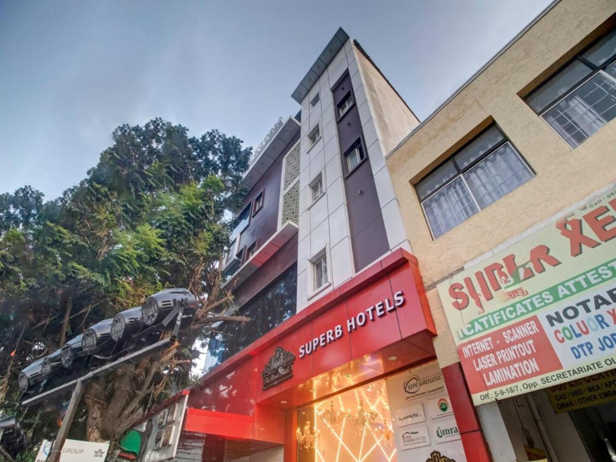 The Superb Hotel Pvt Ltd Hyderabad Bagian luar foto